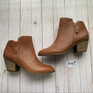 Frye Judith ankle boots 8.5